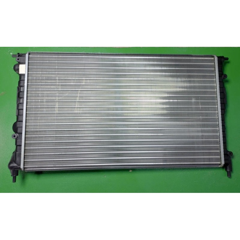 Radiador refrigeracion Renault 21